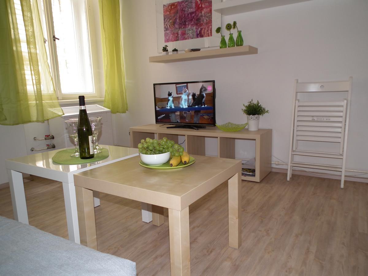 Apartment In The Centre Prága Kültér fotó
